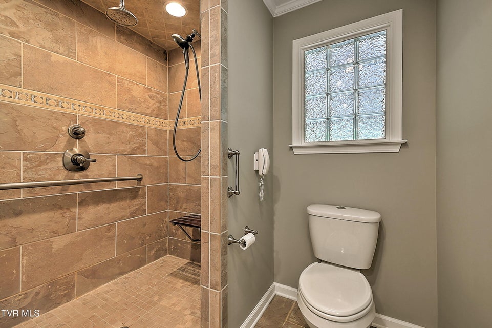 Photo #51: 16008 Chantilly Way
