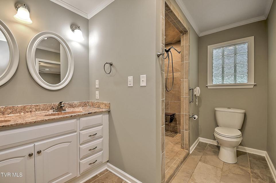 Photo #53: 16008 Chantilly Way