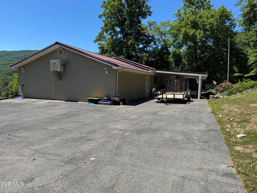 Photo #3: 213 Yose Drive
