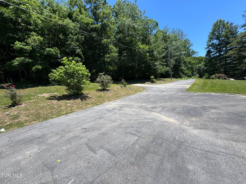 Photo #13: 213 Yose Drive