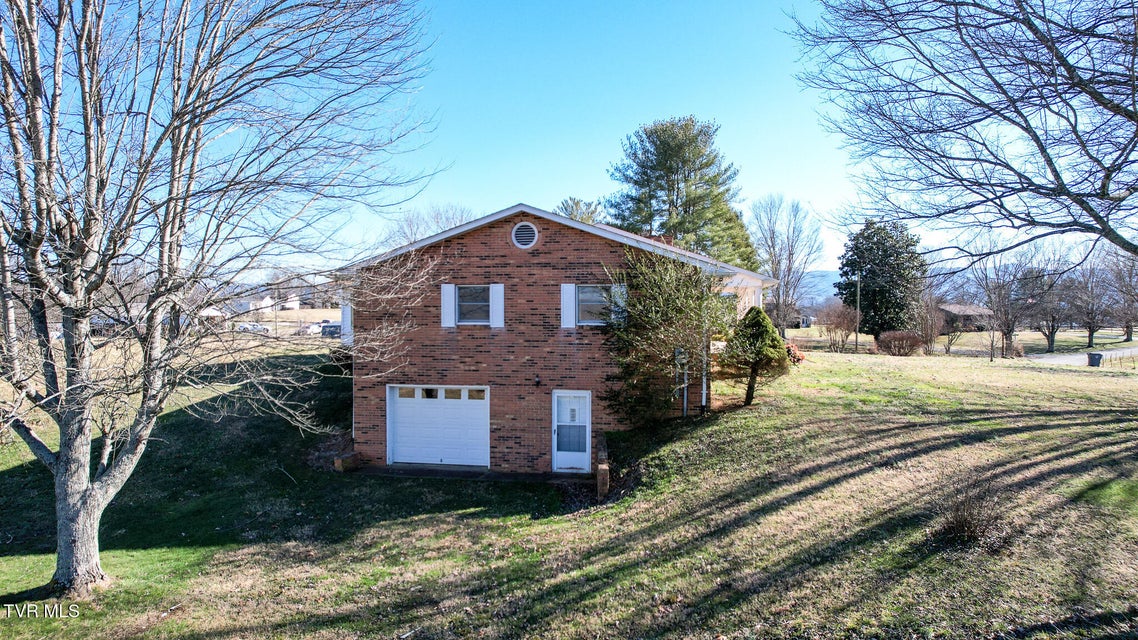 Photo #9: 308 Norton Road