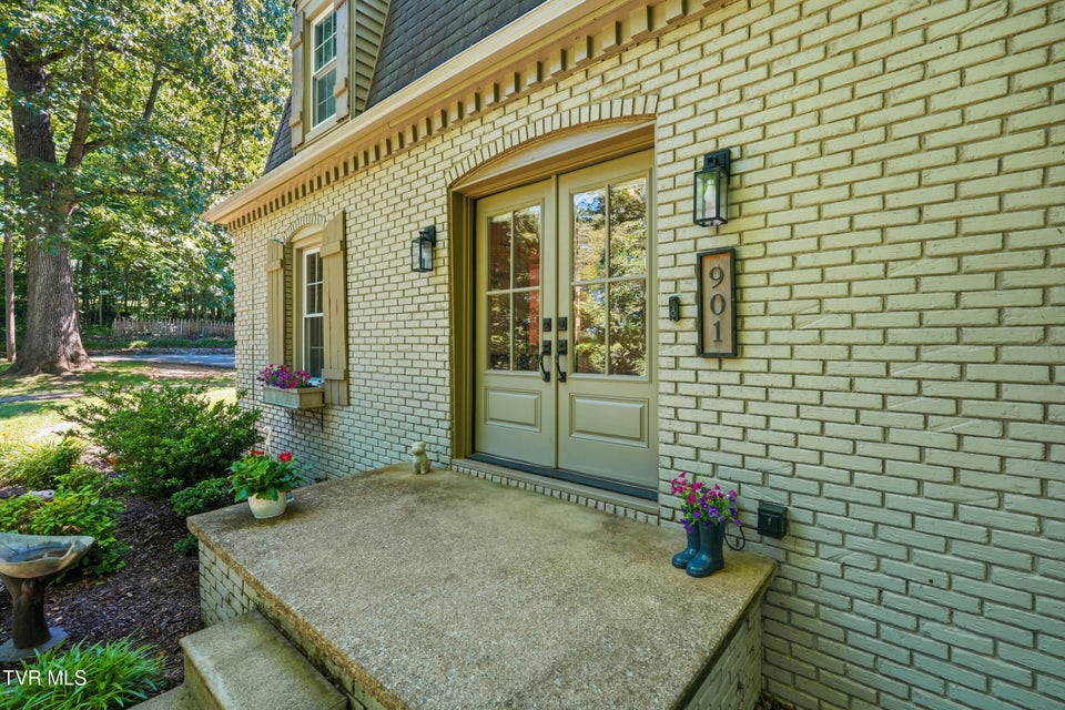 Photo #2: 901 Beechwood Drive