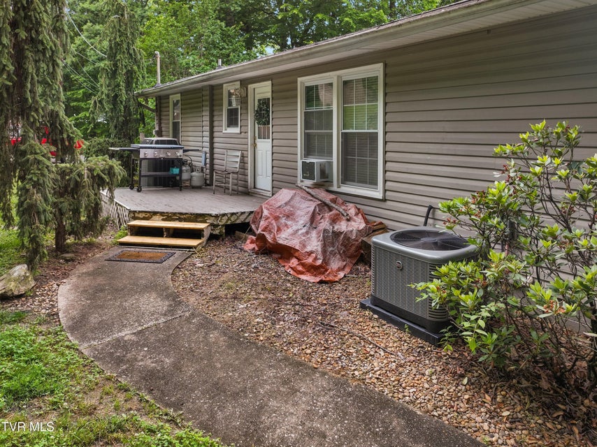 Photo #44: 1302 Irwin Drive