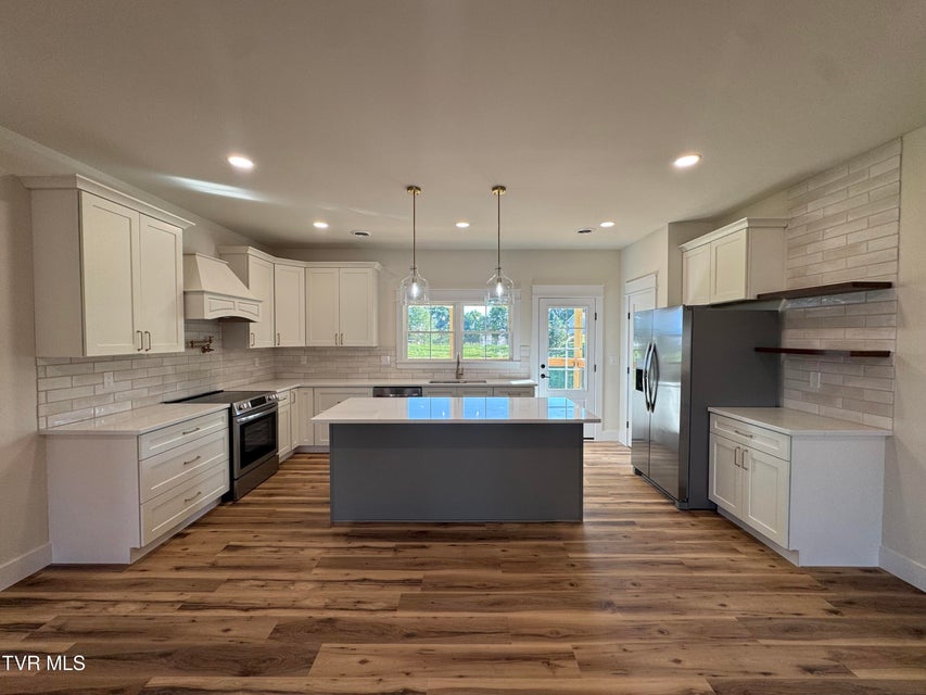 Photo #9: 601 Sand Ridge Circle