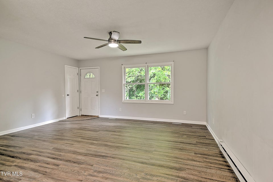 Photo #7: 1117 Hunting Hill Road