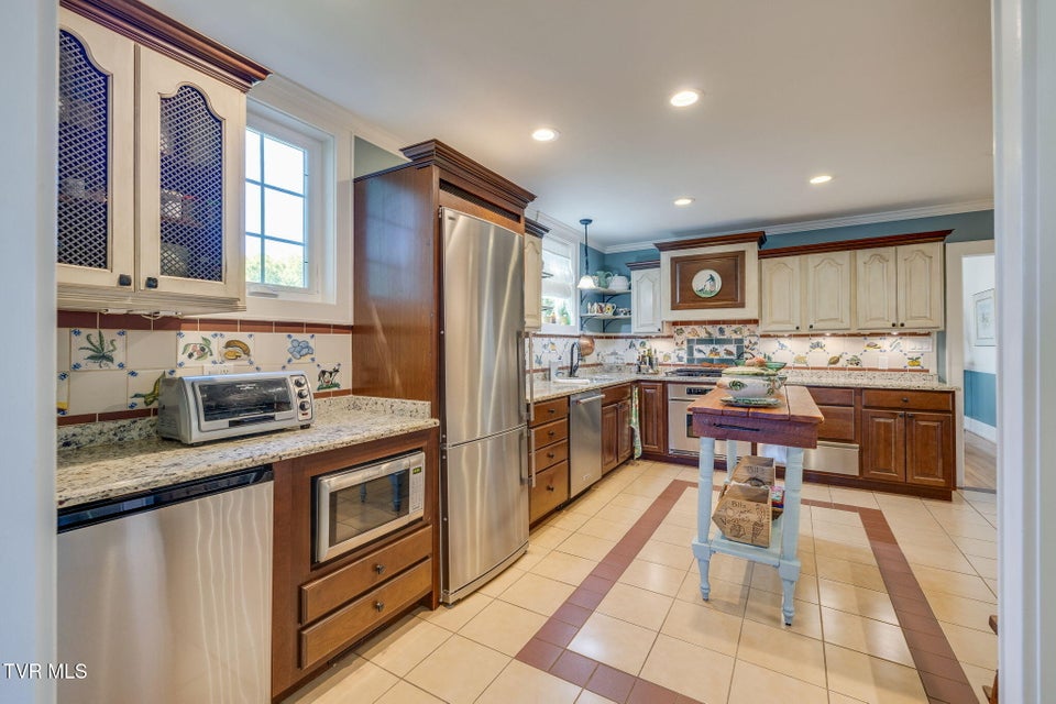 Photo #17: 1385 Catawba Street