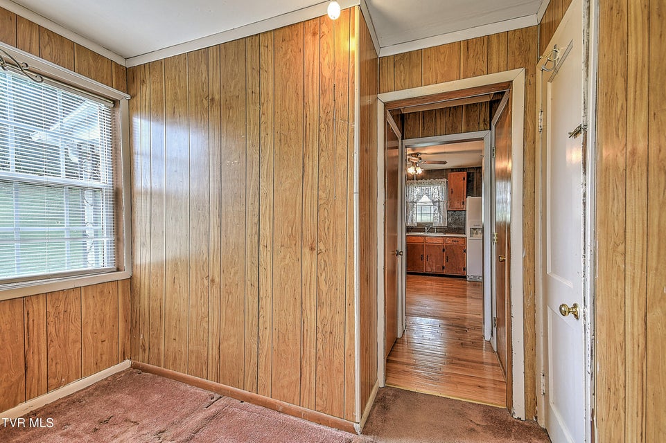 Photo #19: 220 Elizabeth Street
