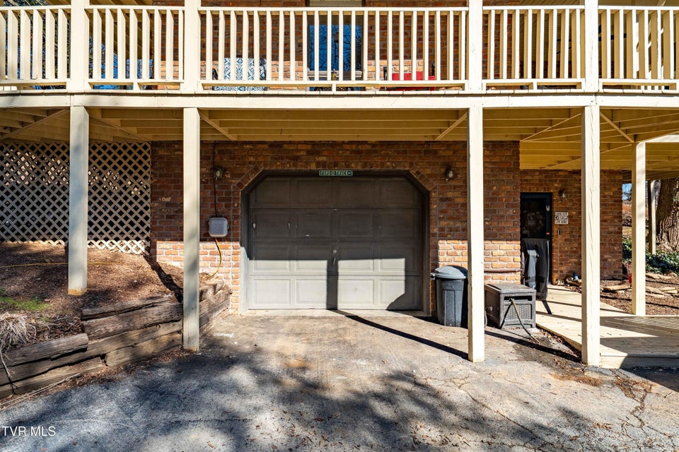 Photo #33: 127 Markwood Circle