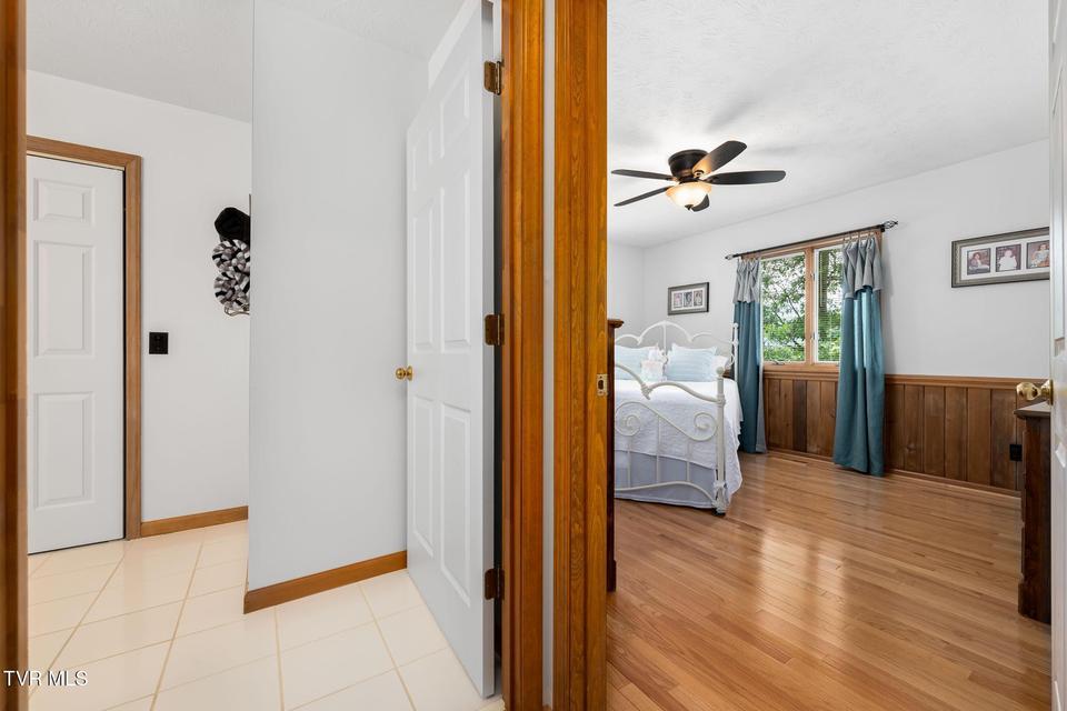 Photo #29: 196 Hiddenwood Drive