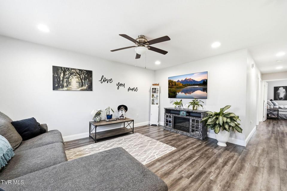 Photo #6: 730 Ottway Road