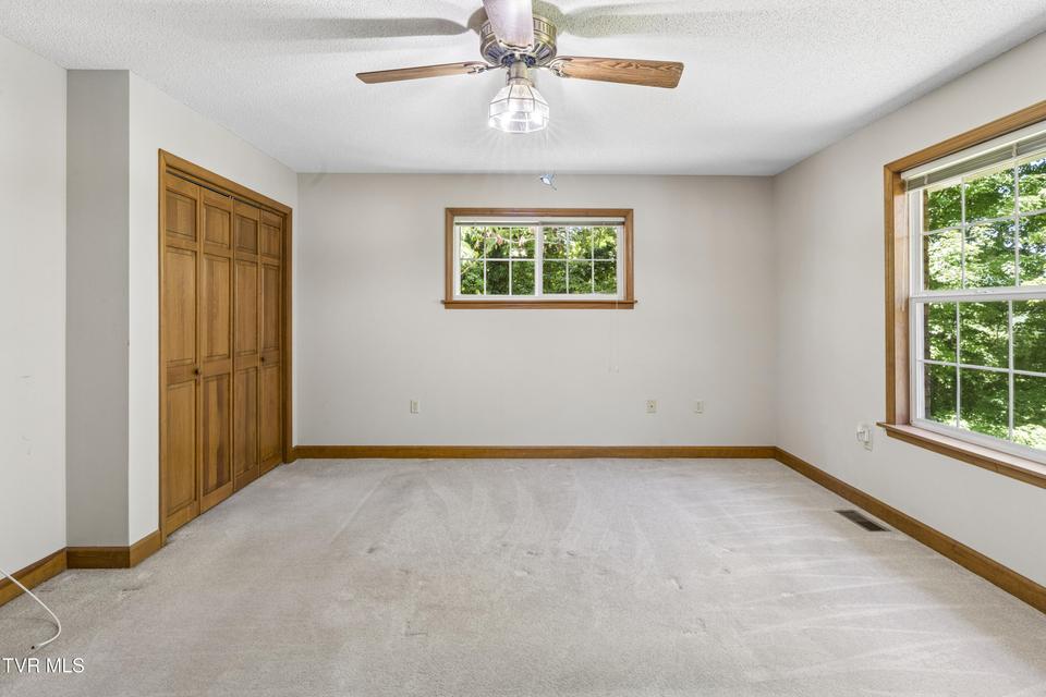 Photo #30: 408 Taryn Court