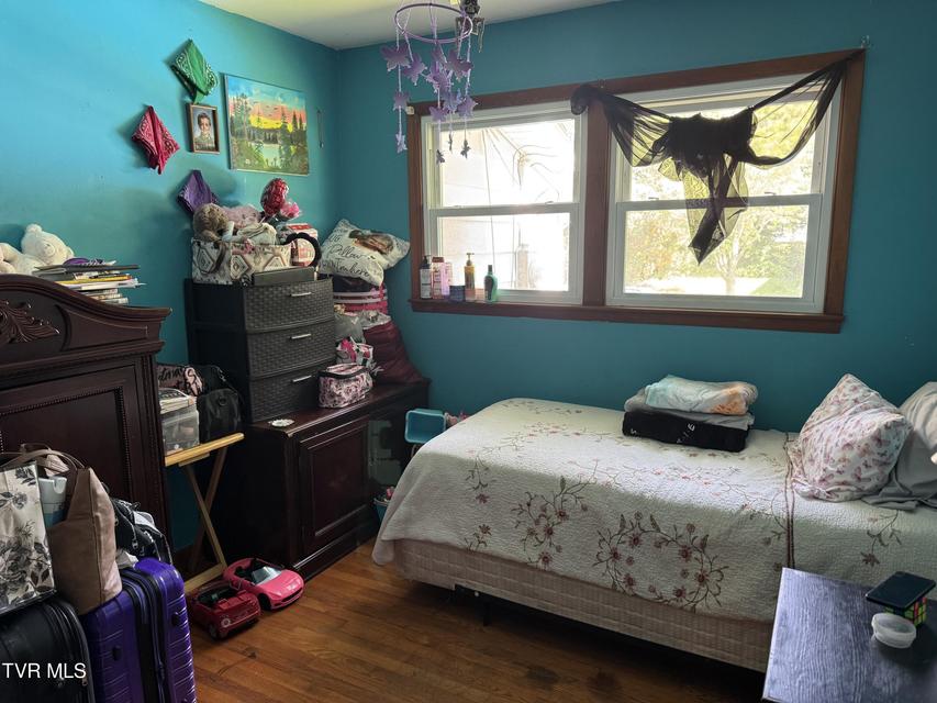 Photo #5: 603 Watterson Street