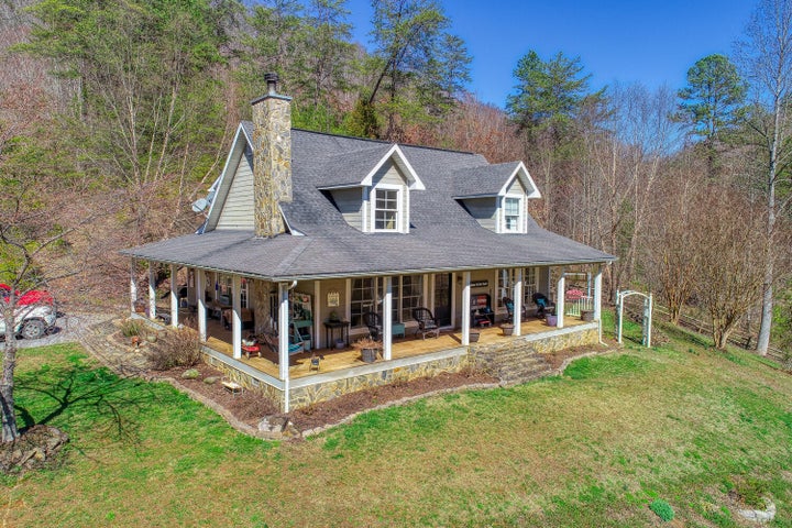 1st photo of 2551 Stanley Valley Road