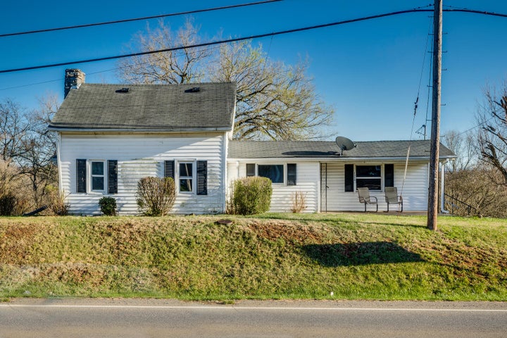 1st photo of 1515 Bloomingdale Road