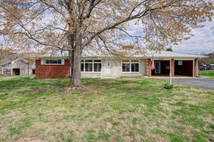 1st photo of 112 Casey Jones Road