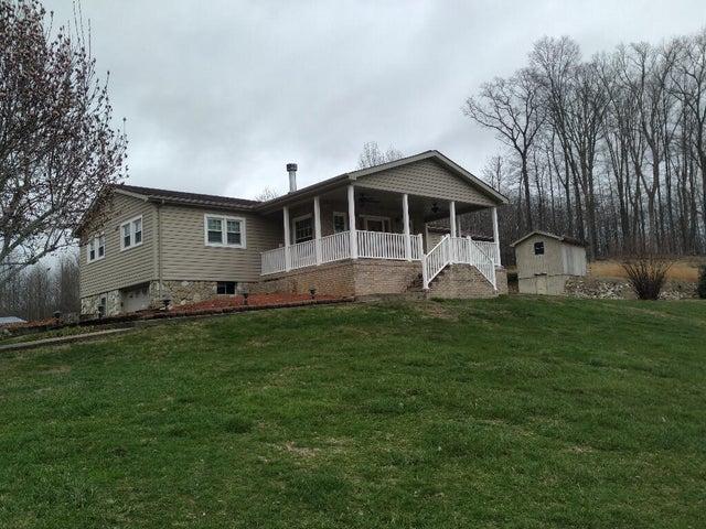 1st photo of 703 Williams Hollow Drive