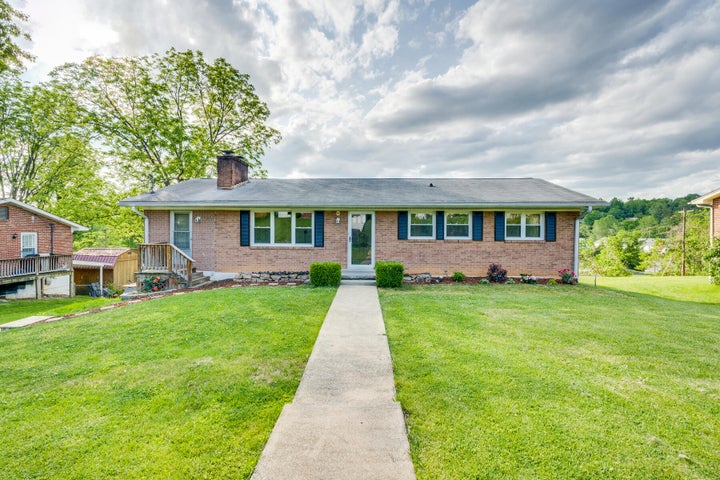 1st photo of 432 Merriewood Drive