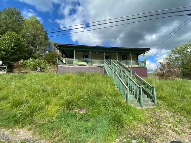 1st photo of 6801 Dickenson Highway