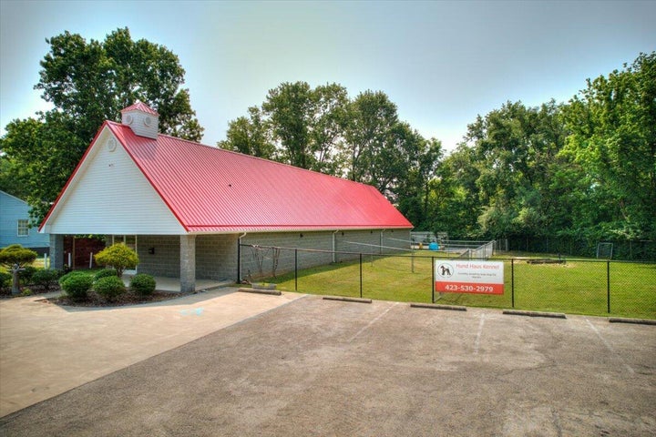 1st photo of 1045 Wilcox Drive