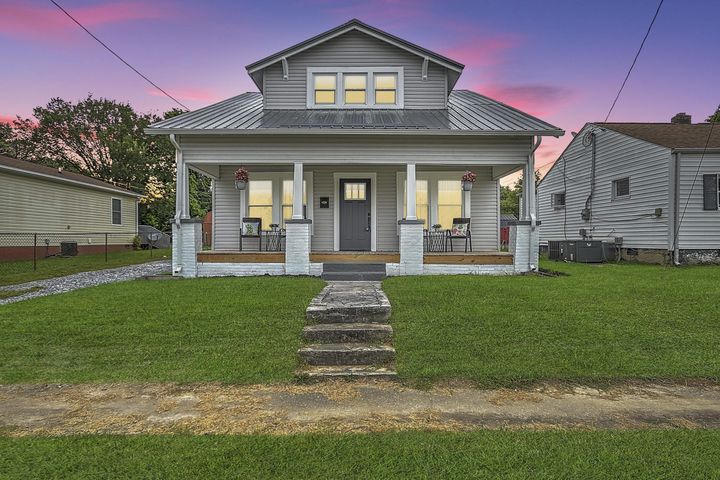 1st photo of 1013 Sevier Avenue