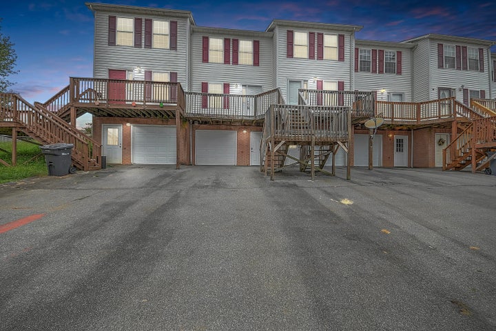 1st photo of 41 Tulip Grove Circle