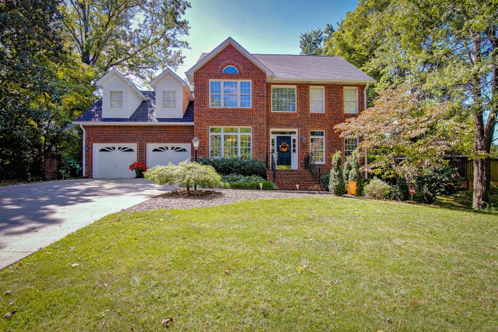 1st photo of 1405 Dobyns Drive