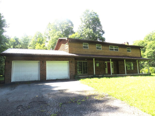 1st photo of 457 Bartlick Road
