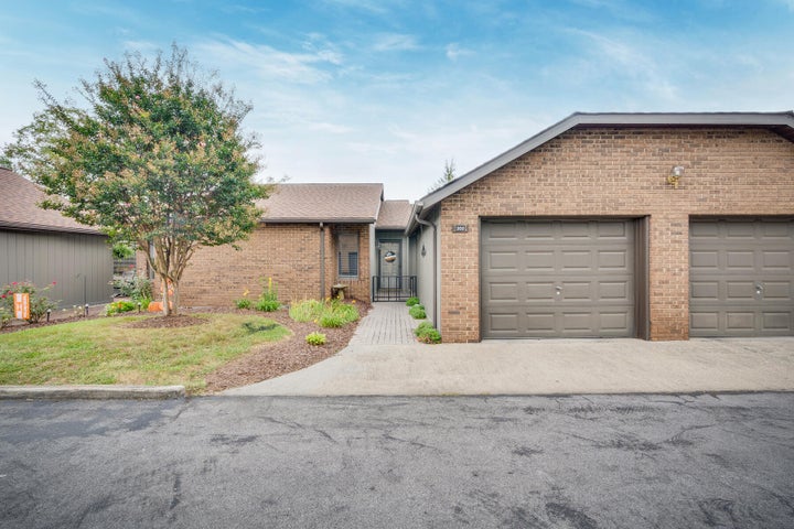 1st photo of 600 Fleetwood Drive