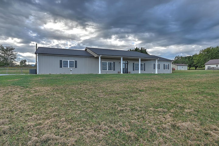 1st photo of 335 Nolichuckey Road