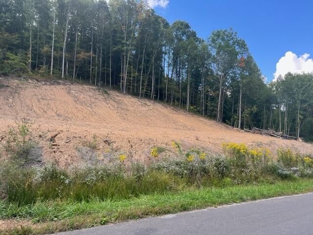 1st photo of Tbd Hash Hollow Road
