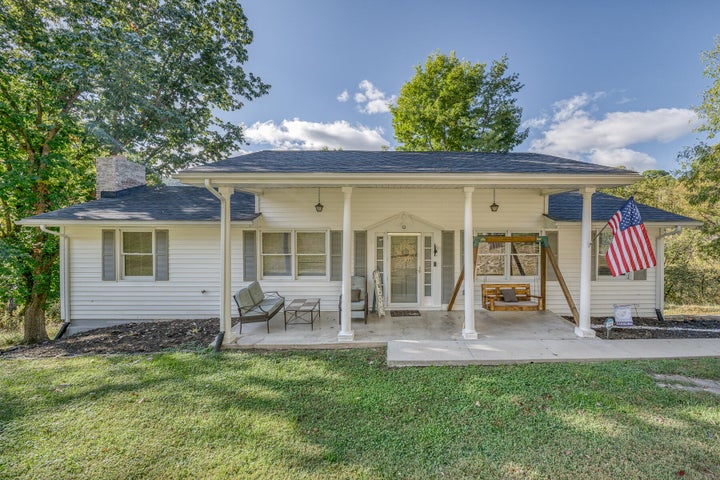 1st photo of 219 Embar Street