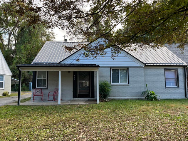 1st photo of 424 Sequoyah Drive