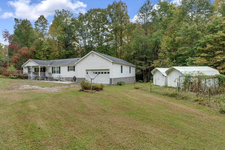 1st photo of 9852 White Oak Creek Road