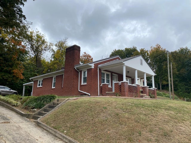 1st photo of 209 Tusculum Boulevard