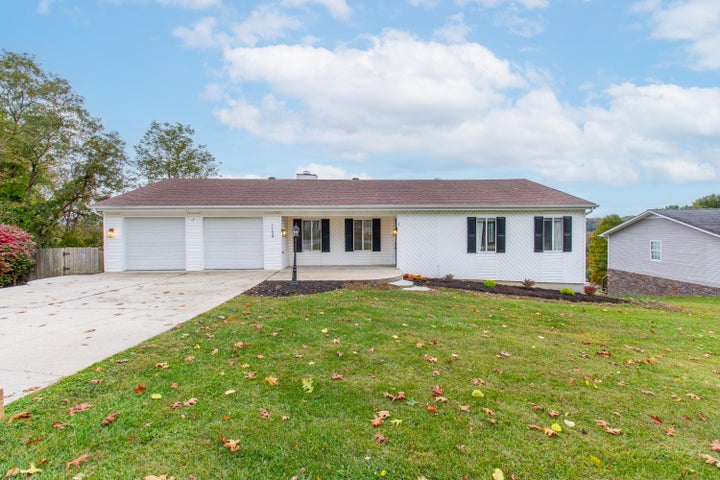 1st photo of 1154 Panorama Drive