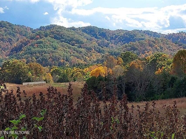 1st photo of 6948 Tazewell Highway