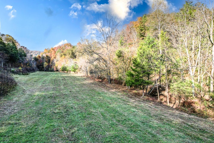 1st photo of 35 Ac Payne Hollow Rd 