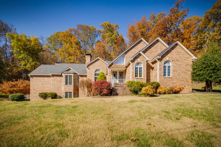 1st photo of 246 Worthington Drive