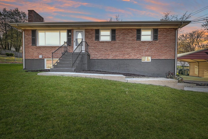 1st photo of 200 Belmont Drive