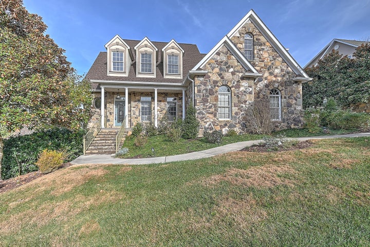1st photo of 201 Willows Ridge Court