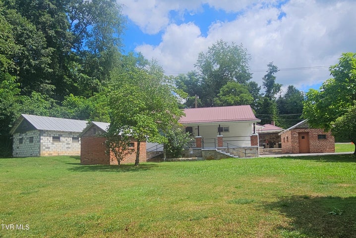 1st photo of 5643 Freeman Road