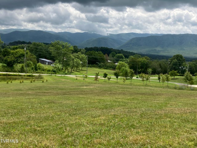 1st photo of 50 Camp Creek Road