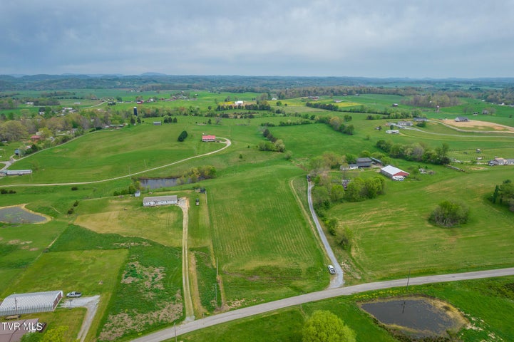 1st photo of 1007 Barren Valley Road