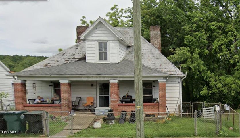 1st photo of 617 Fairview Street