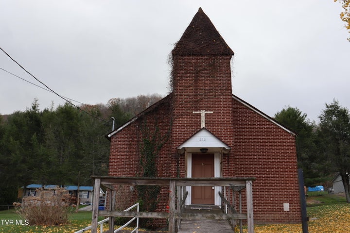 1st photo of 313 Kentucky Avenue