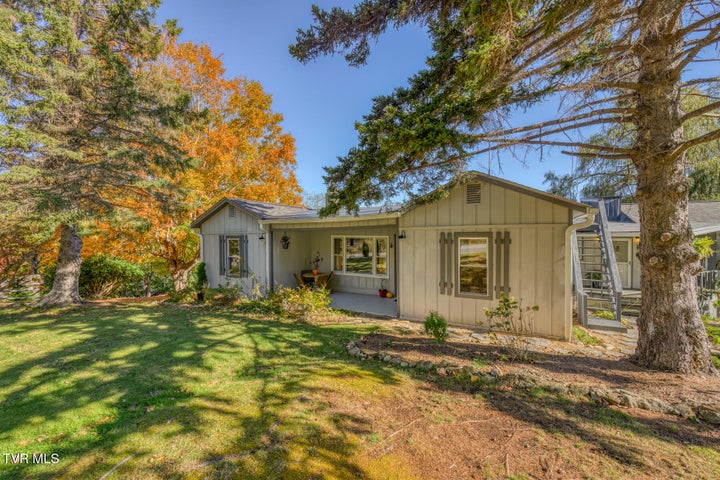 1st photo of 539 Burbank Road