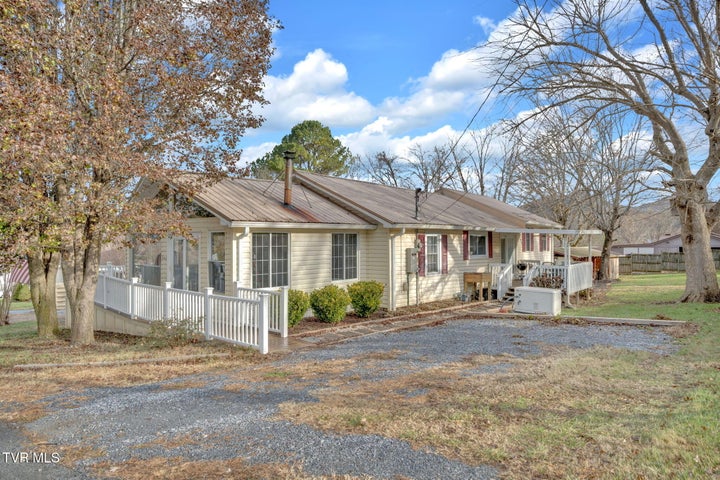 1st photo of 146 Luttrell Street