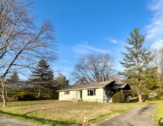 1st photo of 4214 Kiser Road