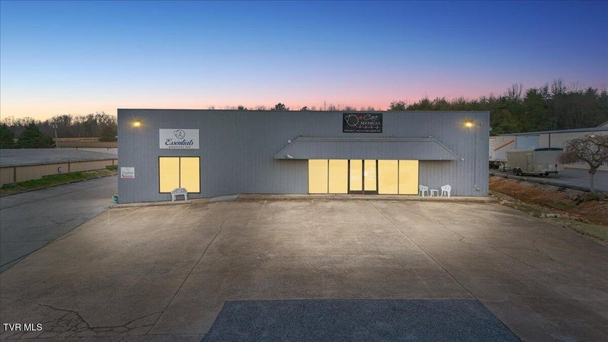 1st photo of 3225 Andrew Johnson Highway