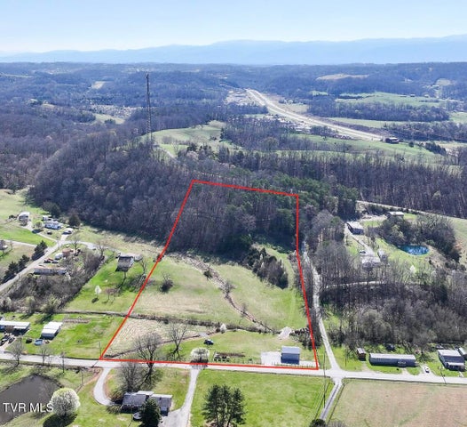 1st photo of 640 Twin Barns Road